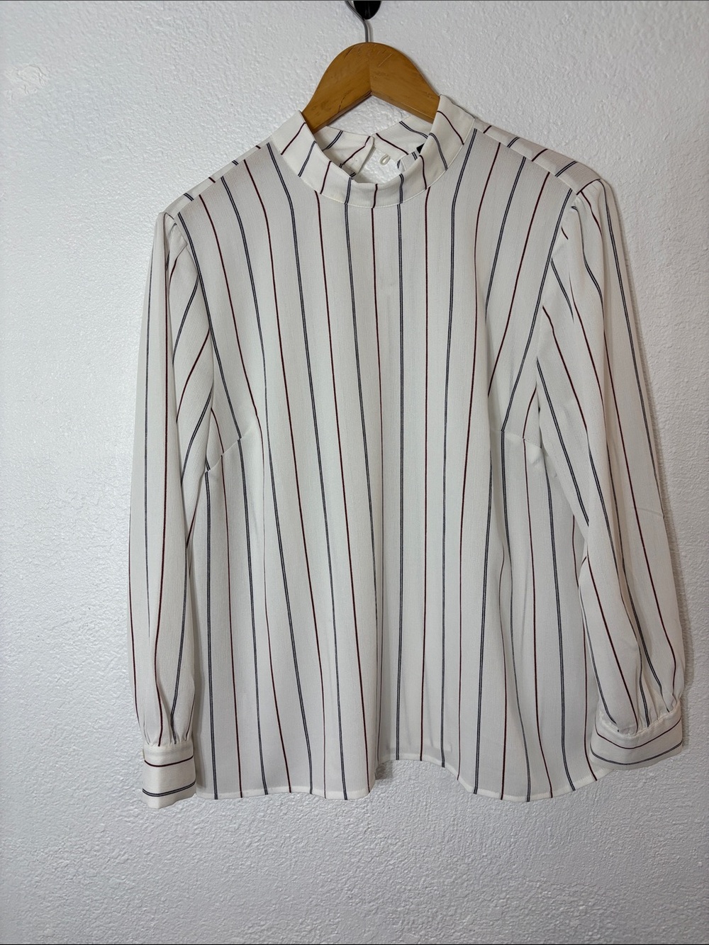 Ann Taylor Factory White Blouse with Navy & Rust Stripes SZ Large Petite | LP